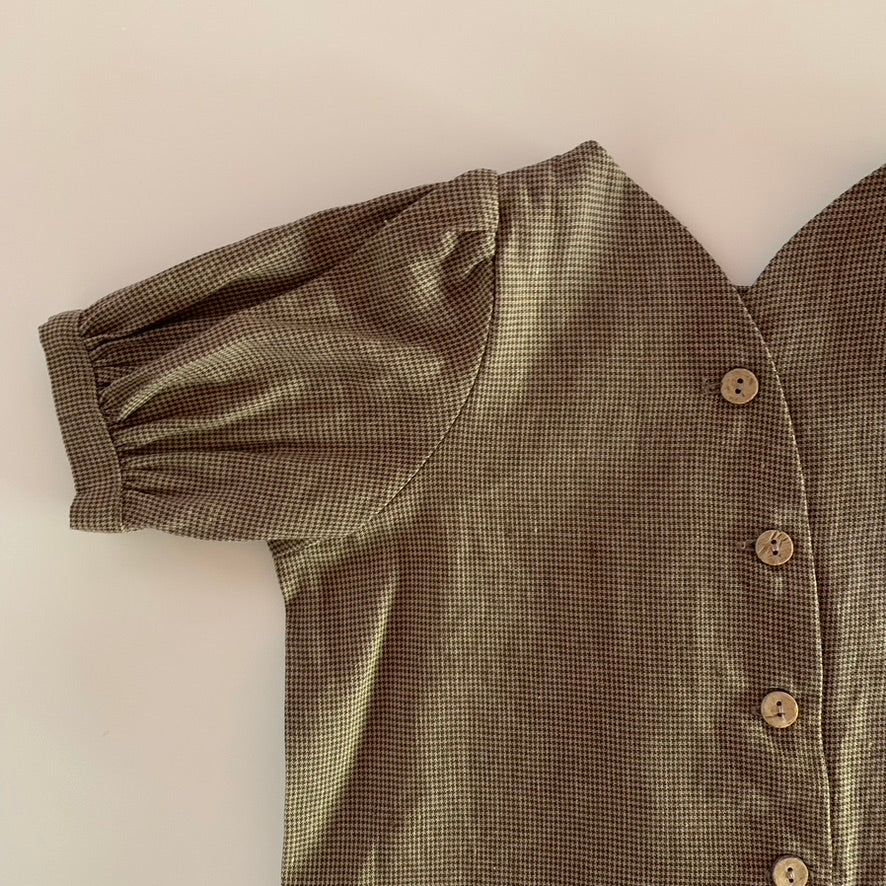 brown shirt houndstooth